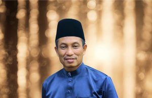 Dari Pasar Malam ke OEM: 20 Tahun Bertahan Dalam Bisnes Pakaian