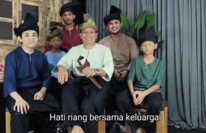 Baju Gombang Pendek: Warisan Lama yang Berevolusi Menjadi Fesyen Lelaki Masa Kini